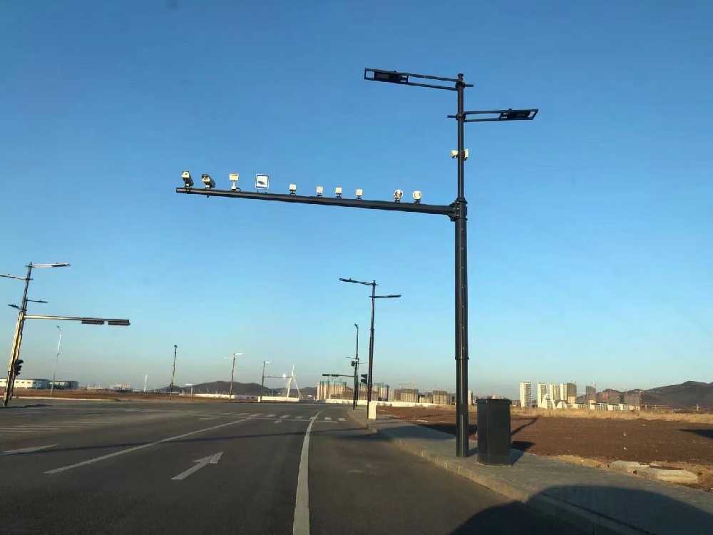 库车市黑龙江佳木斯综合路灯杆项目